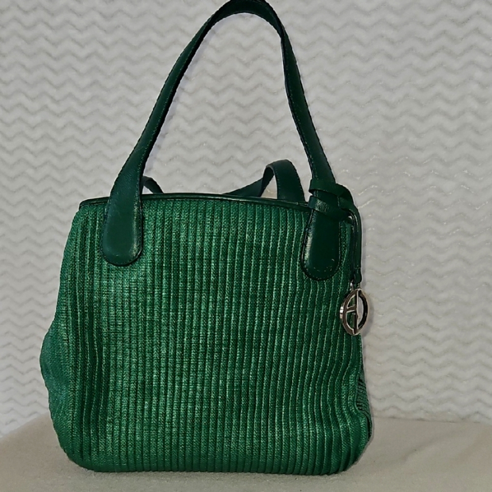 AUTHENTIC GIORGIO ARMANI Emerald Green Boxy Shoulder Bag with Ribbed Design